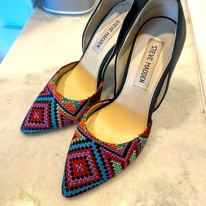 Steve Madden Valko Aztec Pumps 6.5